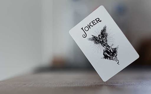 Một số ưu điểm của trò chơi bài Joker